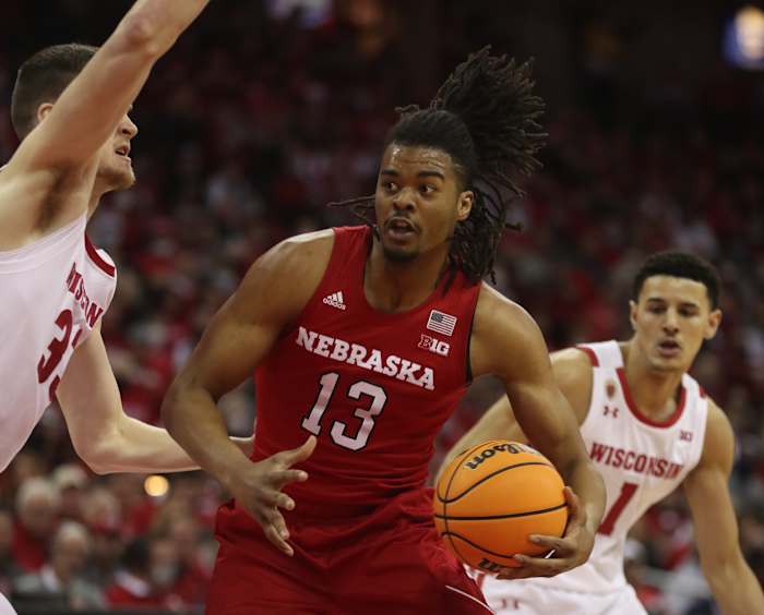 MBB vs Wisconsin 2022.03.06  Derrick Walker USATSI_17844612